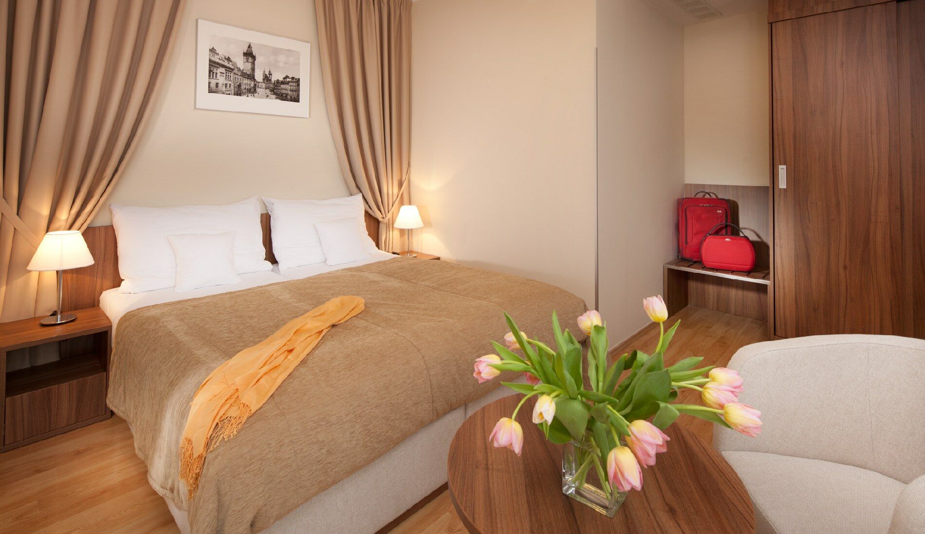 Clarion Old Town Hotel
